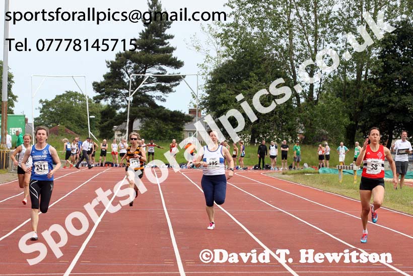 Womens 100 metres, 2019 NEMA Track and Field Champs, Monkton. Photo:  David T. Hewitson/Sports for All Pics